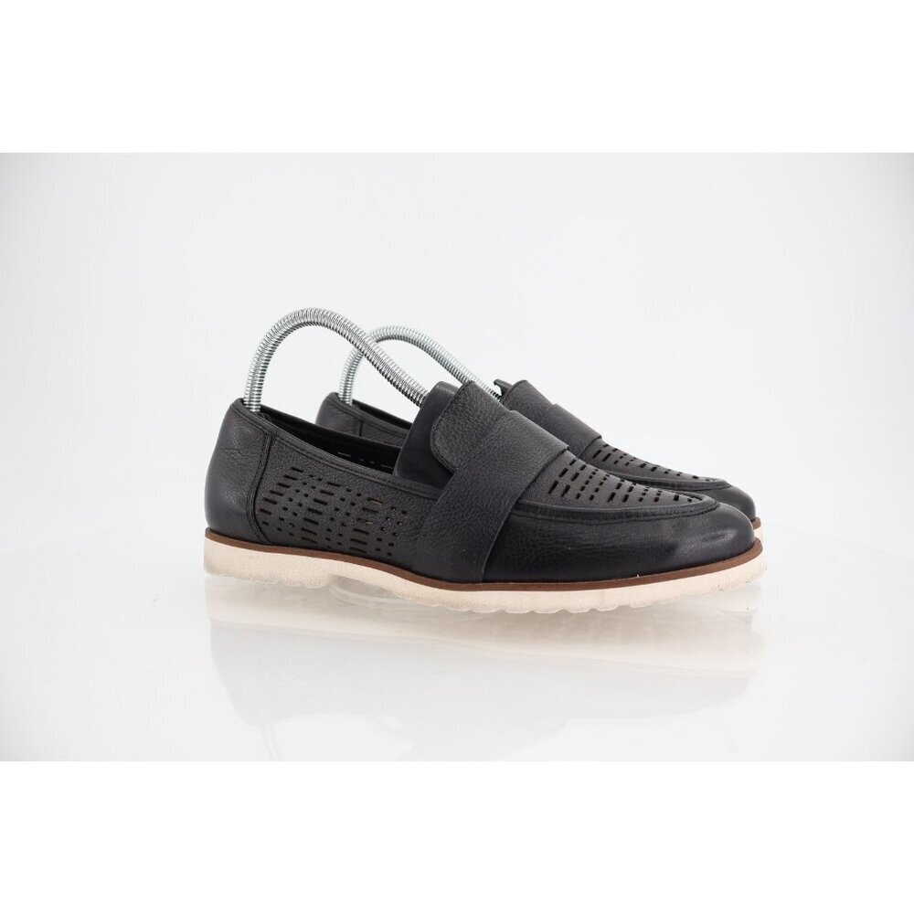 Earth Masio Loafers Slip On Shoes Women's Size 8.5 Black Laser cut Flats Comfy